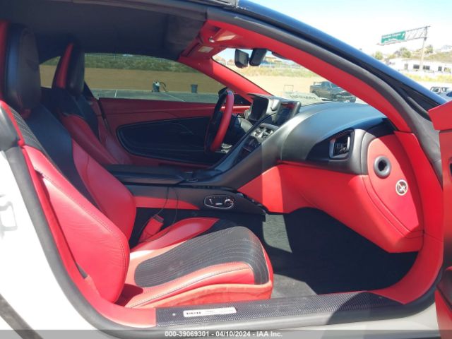 2019 ASTON MARTIN DB11 SCFRMFCW8KGM06814 Photo 4