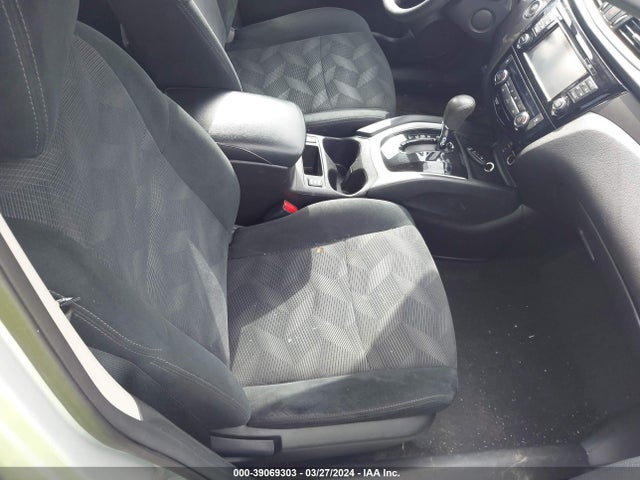 Nissan ROGUE SV 2016 5N1AT2MV5GC797931 Image 5