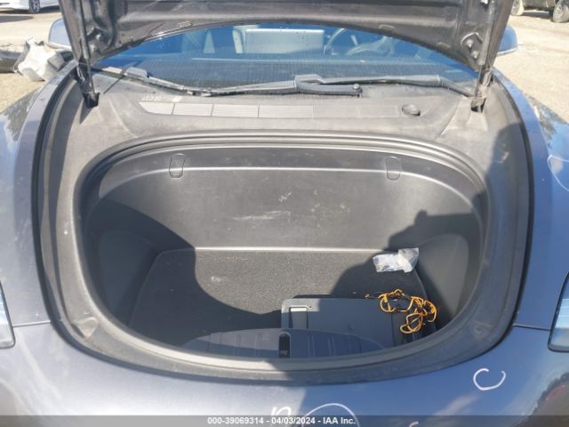 5YJ3E1EA5JF077486 Tesla Model 3 Long Range/mid Range