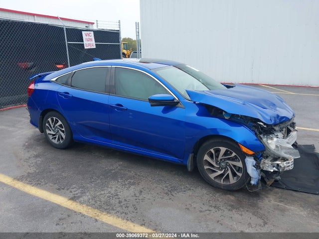 2017 19XFC2F73HE061315 main image