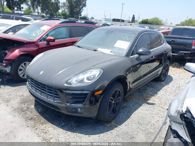 Porsche MACAN S 2017 WP1AB2A56HLB19667 Image 2