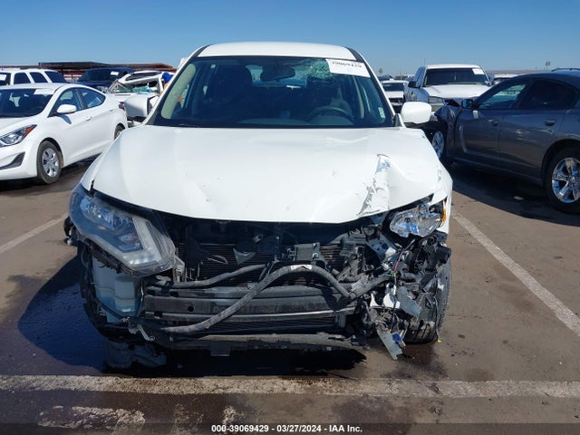 Nissan ROGUE S 2017 KNMAT2MV0HP576462 Image 13