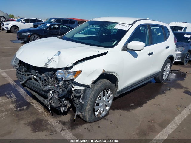 Nissan ROGUE S 2017 KNMAT2MV0HP576462 Image 2