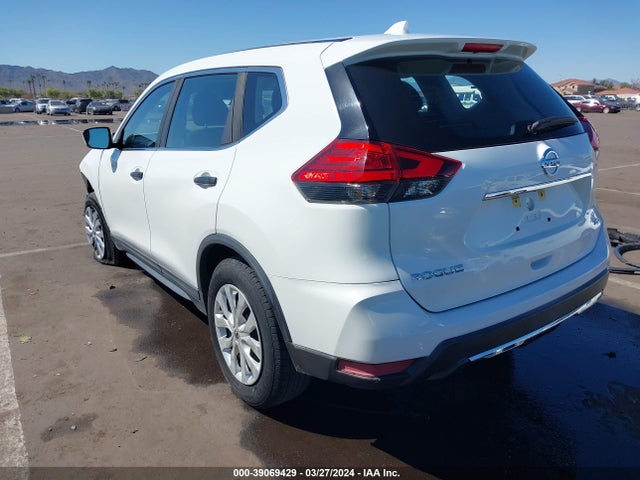 Nissan ROGUE S 2017 KNMAT2MV0HP576462 Image 3