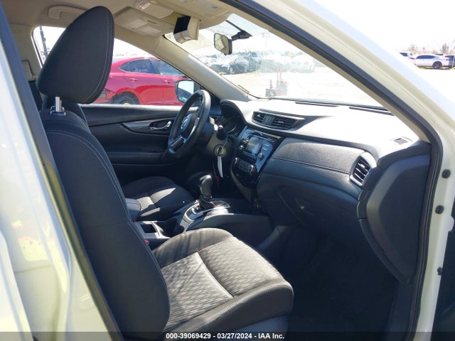Nissan ROGUE S 2017 KNMAT2MV0HP576462 Image 5