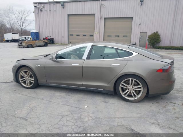 5YJSA1E2XFF112935 Tesla Model S 70d/85d/p85d