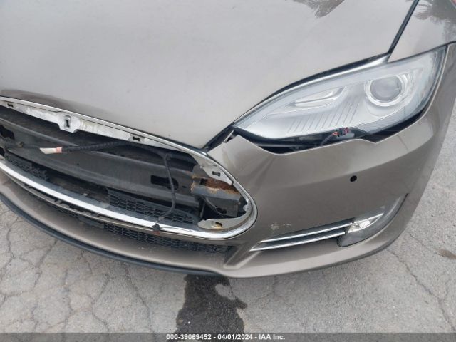 5YJSA1E2XFF112935 Tesla Model S 70d/85d/p85d