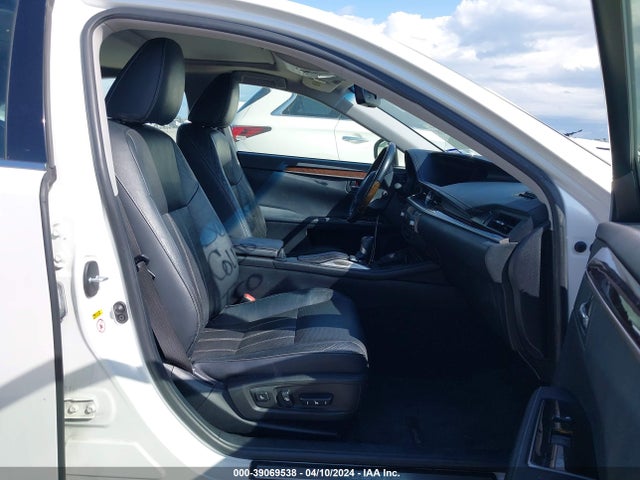 Lexus ES 350 2016 JTHBK1GGXG2222523 Image 5