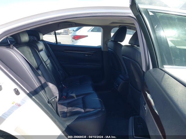 Lexus ES 350 2016 JTHBK1GGXG2222523 Image 8