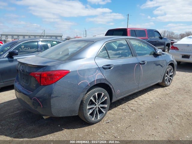 Toyota COROLLA SE 2017 5YFBURHE3HP678616 Image 4