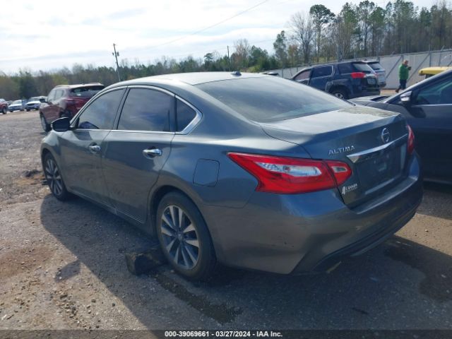 1N4AL3AP2HC215467 Nissan Altima 2.5 Sl