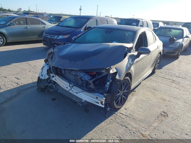 Toyota CAMRY SE 2024 4T1G11AK8RU854995 Image 2