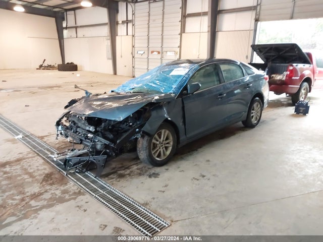 Hyundai SONATA SE 2017 5NPE24AF4HH490337 Image 2