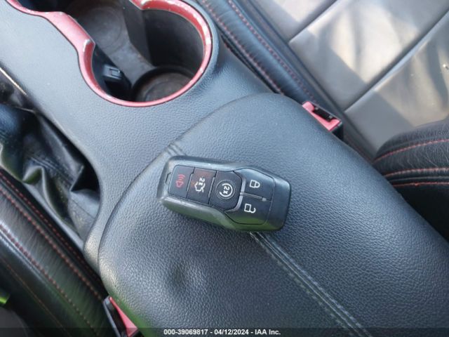2016 FORD MUSTANG 1FA6P8TH9G5331846 Photo 10