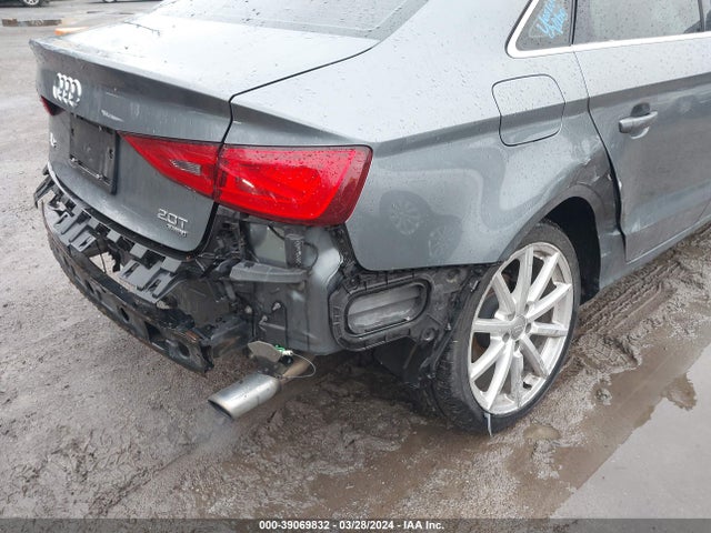 Audi A3 2.0t Premium 2015 WAUEFGFF4F1003847 Image 6