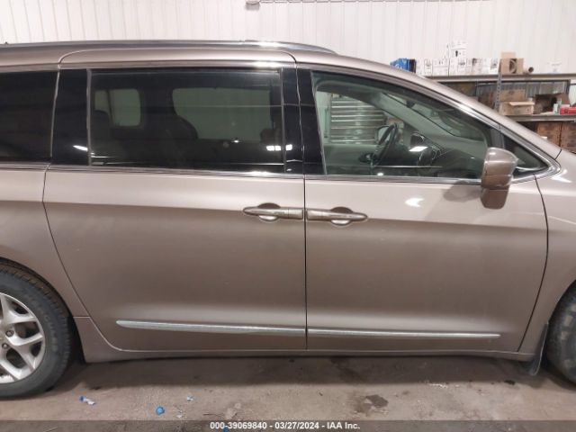 2C4RC1EG7JR166839 Chrysler Pacifica Touring L Plus