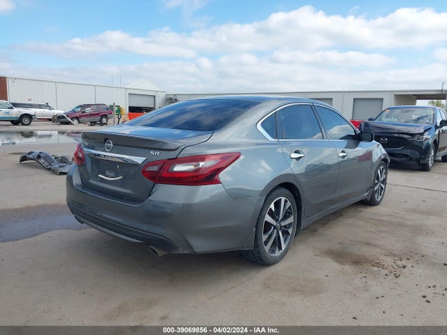 Nissan Altima 2.5 Sr 2017 1N4AL3AP0HC482641 Image 4