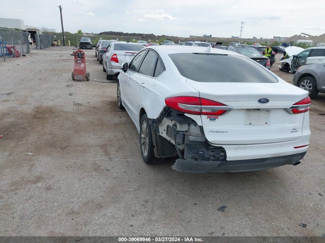 Ford Fusion 2019 3FA6P0HD0KR198648 Image 16