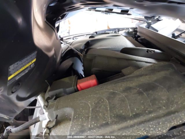 SJKCH5CP4HA030651 Infiniti Qx30 Premium