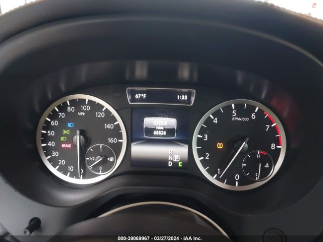 SJKCH5CP4HA030651 Infiniti Qx30 Premium