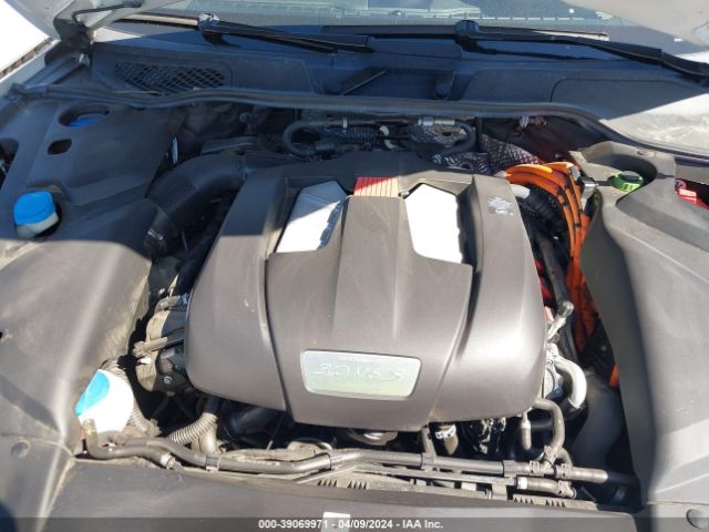 2018 PORSCHE CAYENNE E-HYBRID WP1AE2A23JLA72441 Photo 9
