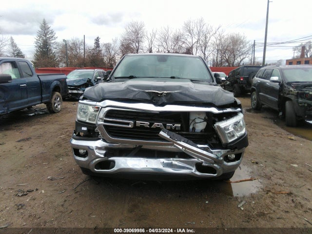 1C6SRFBTXKN647818 RAM 1500 Big Horn/lone Star Quad Cab 4x4 6'4 Box