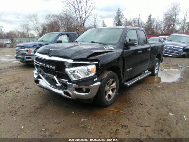 1C6SRFBTXKN647818 RAM 1500 Big Horn/lone Star Quad Cab 4x4 6'4 Box