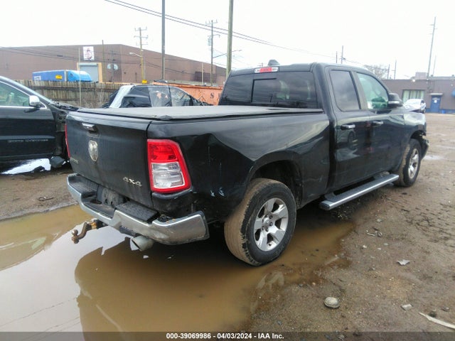 1C6SRFBTXKN647818 RAM 1500 Big Horn/lone Star Quad Cab 4x4 6'4 Box