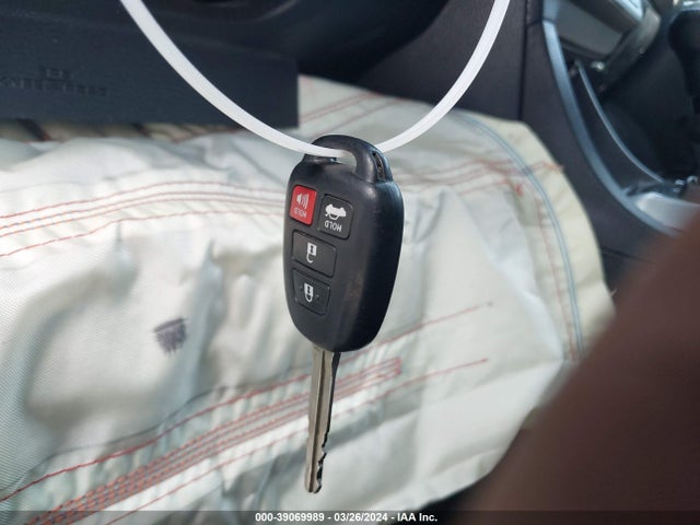 Toyota Corolla Le Plus 2014 5YFBURHE5EP165511 Image 11
