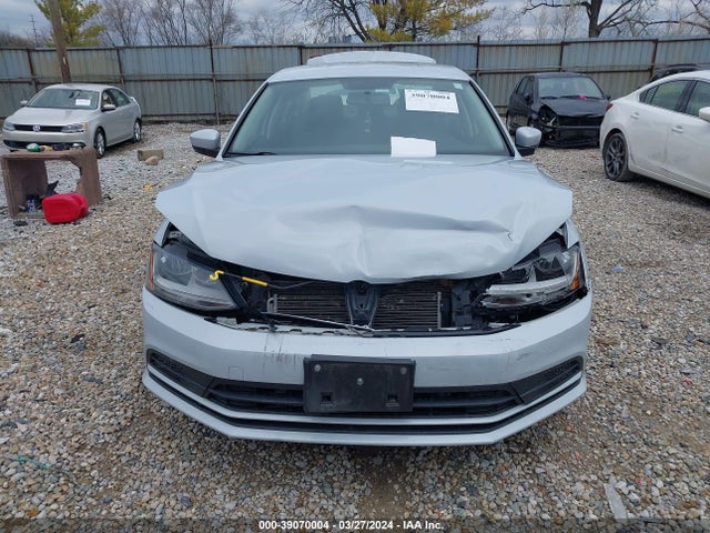 3VW2B7AJ9HM397166 Volkswagen Jetta 1.4t S