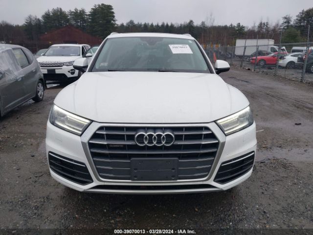 WA1ANAFY2J2009193 Audi Q5 2.0t Premium/2.0t Tech Premium