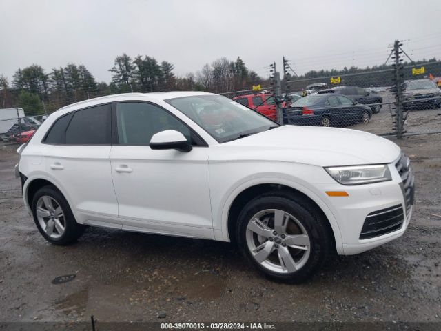 WA1ANAFY2J2009193 Audi Q5 2.0t Premium/2.0t Tech Premium