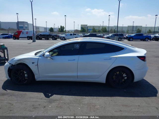 5YJ3E1EA3JF019716 Tesla Model 3 Long Range/mid Range