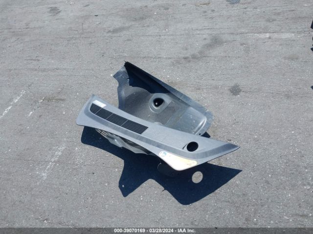 5YJ3E1EA3JF019716 Tesla Model 3 Long Range/mid Range