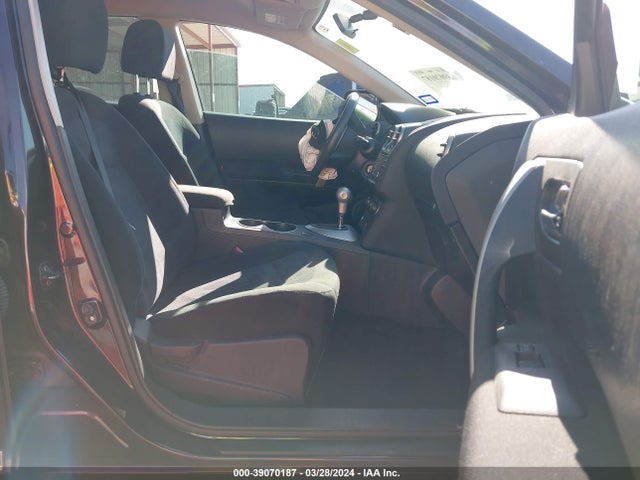 Nissan Rogue Select S 2014 JN8AS5MTXEW610917 Image 5