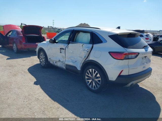 1FMCU0DZ9LUC38092 Ford Escape Titanium Hybrid