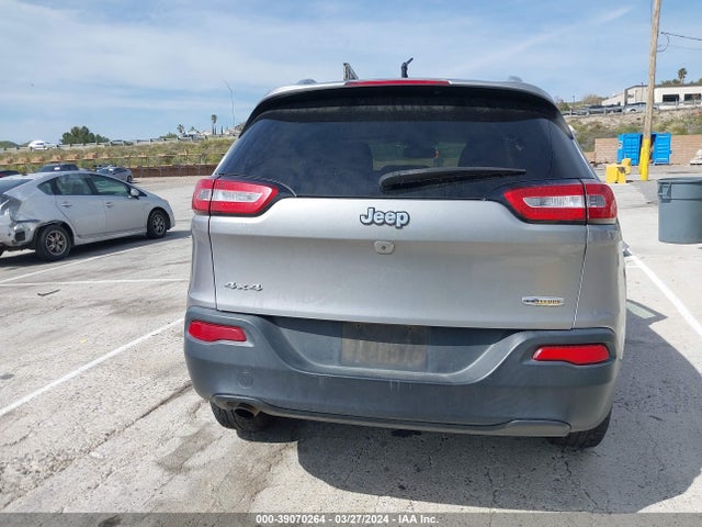 Jeep Cherokee Latitude 2016 1C4PJMCB0GW218317 Image 16