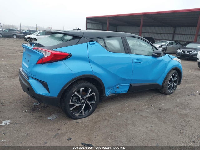 Toyota C-HR XLE 2019 NMTKHMBX6KR087047 Image 4
