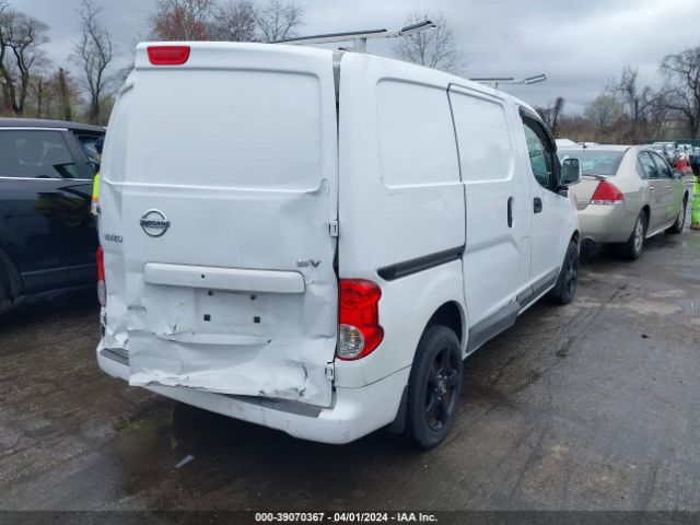 3N6CM0KN6EK697228 Nissan NV200 SV