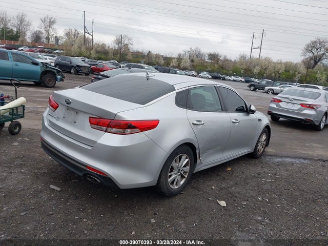 KIA Optima Lx 2016 KNAGT4L32G5109153 Image 4