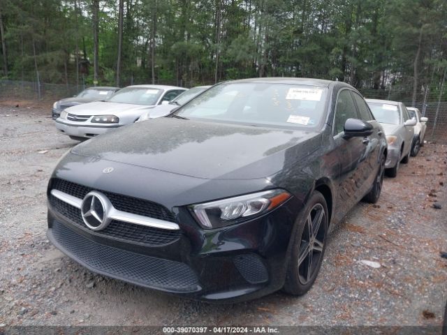 W1K3G4EB5NJ355926 Mercedes-Benz A 220