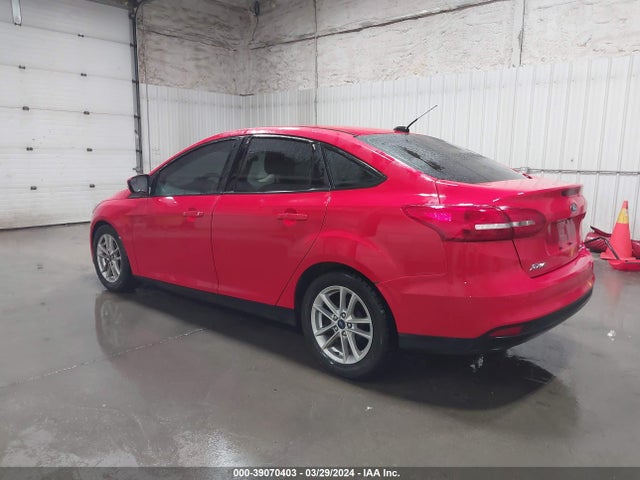 Ford FOCUS SE 2016 1FADP3F24GL395791 Image 3