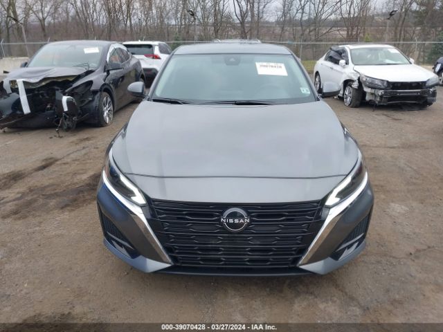 1N4BL4DW9PN381307 Nissan Altima Sv Intelligent Awd