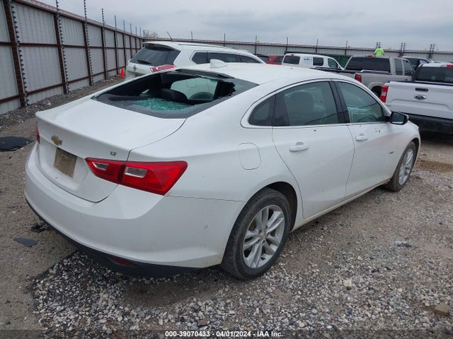 Chevrolet MALIBU LT 2018 1G1ZD5ST4JF245293 Image 4