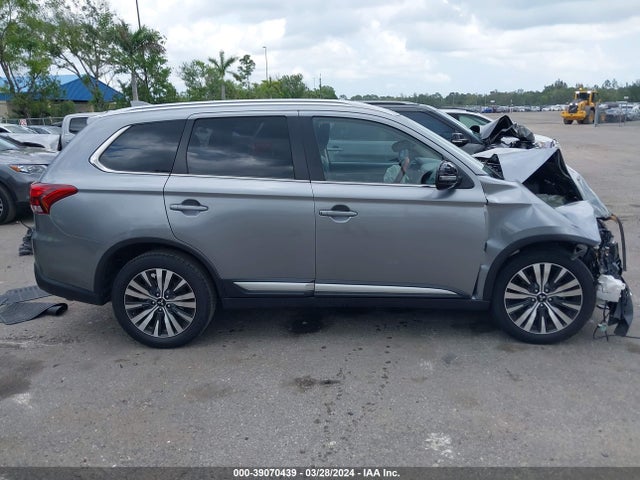 Mitsubishi Outlander Se 2.4 2020 JA4AD3A35LZ020743 Image 13