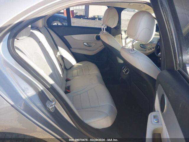 55SWF4KB7FU008667 Mercedes-Benz C 300 4matic/luxury 4matic/sport 4matic