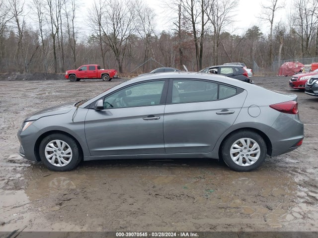 Hyundai ELANTRA SE 2019 5NPD74LF2KH467706 Image 14