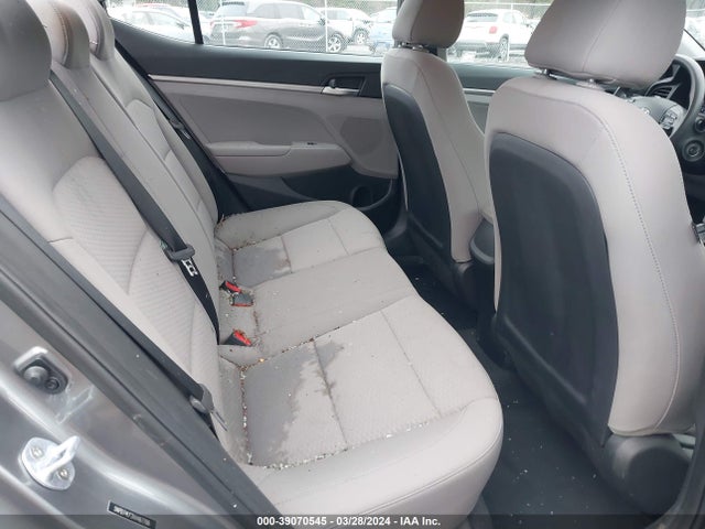 Hyundai ELANTRA SE 2019 5NPD74LF2KH467706 Image 8