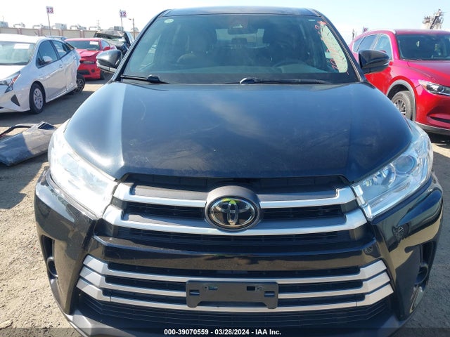 Toyota Highlander Le 2019 5TDZZRFH6KS300267 Image 12