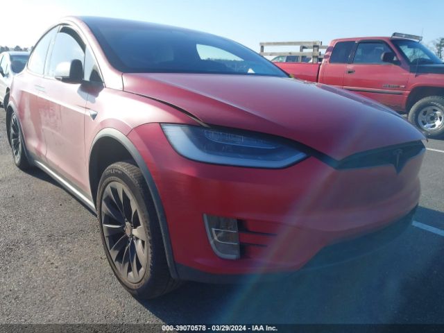 2021 Tesla Model X Performance Dual Motor All-wheel Drive მანქანა იყიდება აუქციონზე, vin: 5YJXCBE46MF310013, აუქციონის ნომერი: 39070578